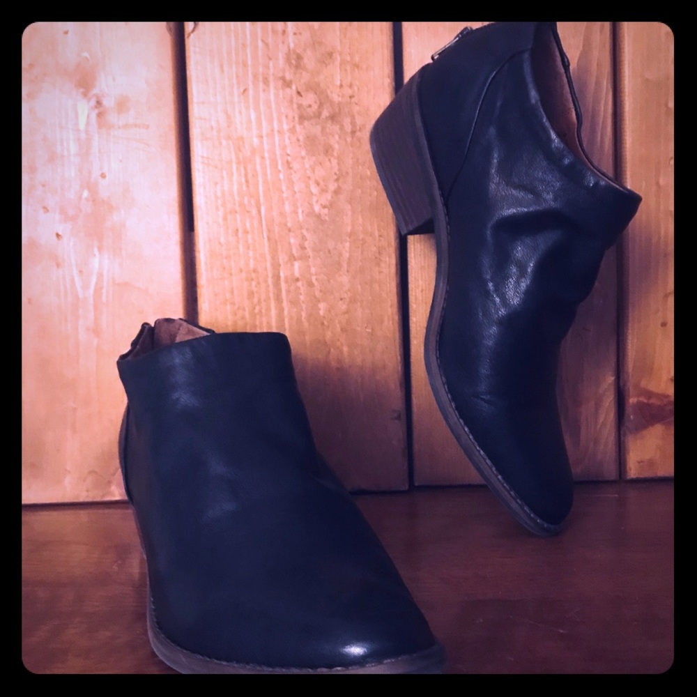 Lucky Brand Ankle Boots in Black